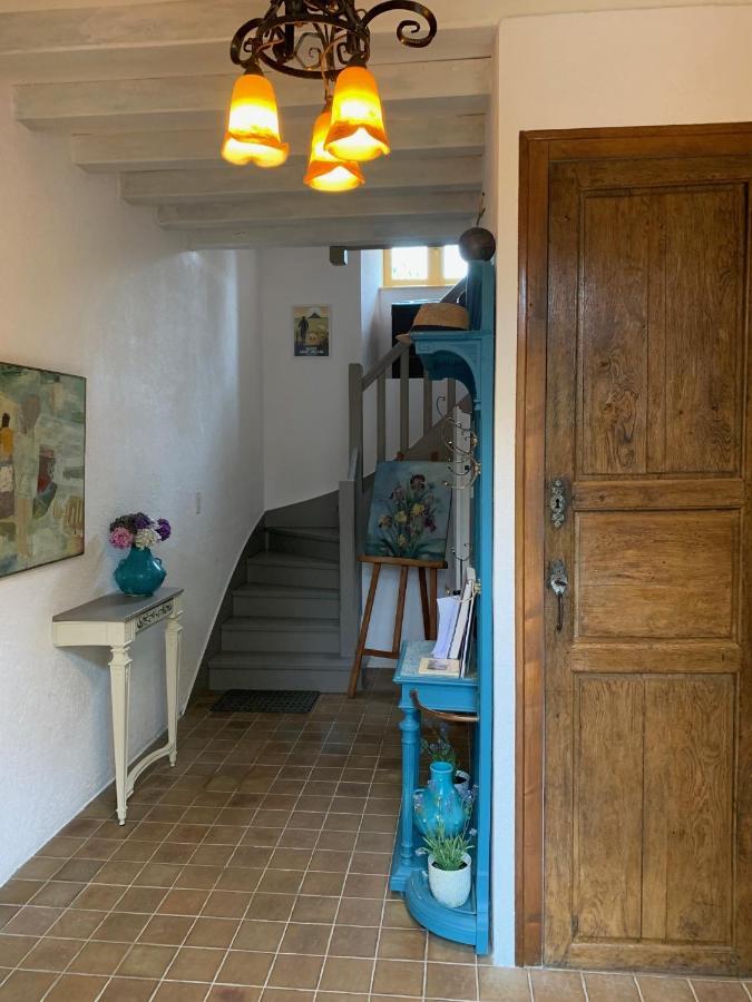 Le Petit Manoir Bed & Breakfast Isigny-le-Buat Exterior foto